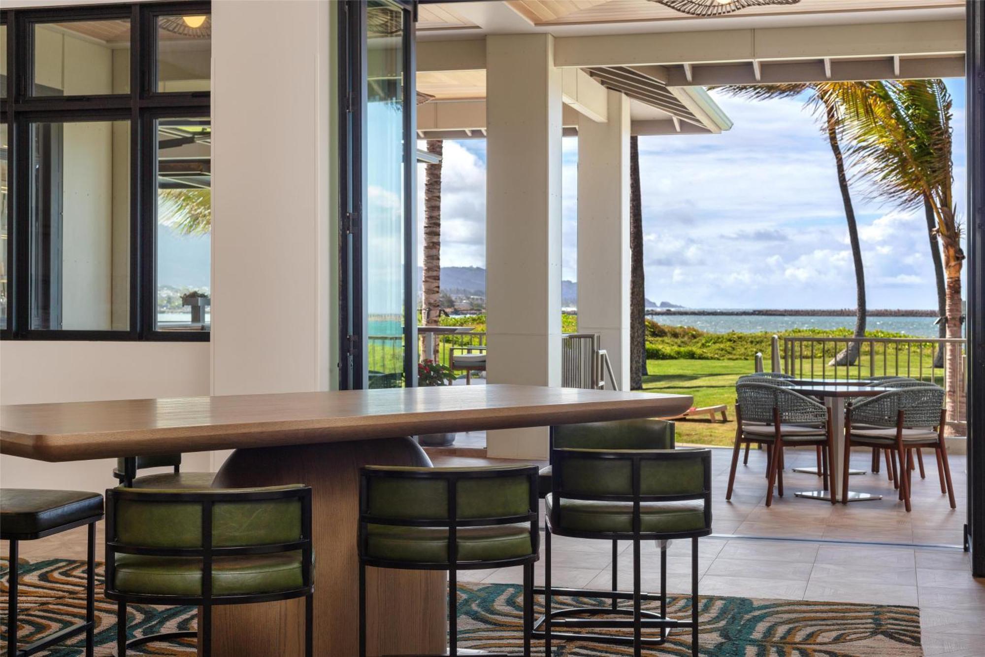 Hampton & Maui North Shore Hotel Kahului