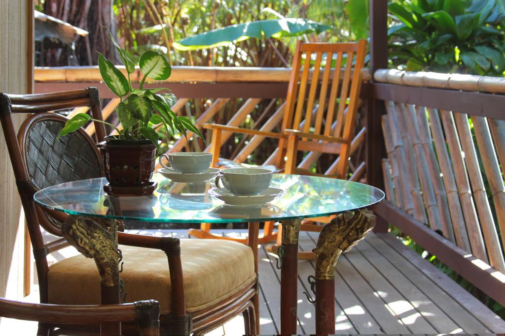 Lotus Garden Bed & Breakfast Volcano