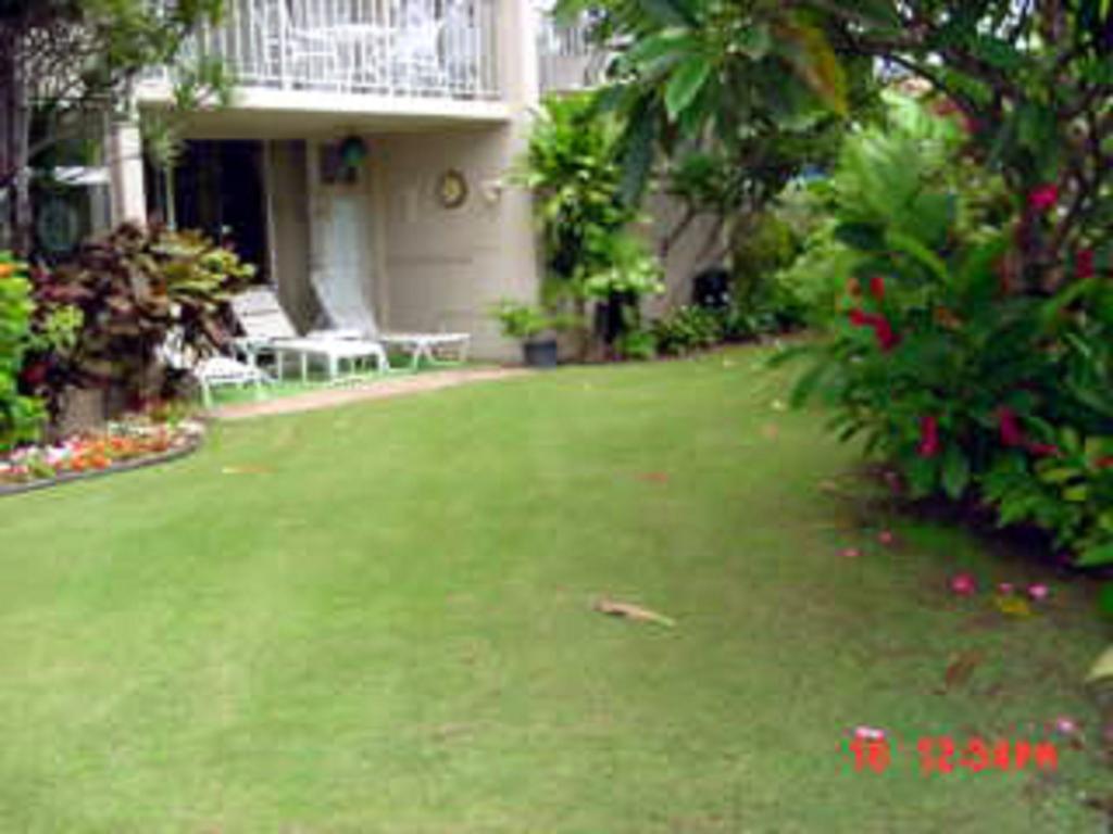 The Hale Pau Hana 4*