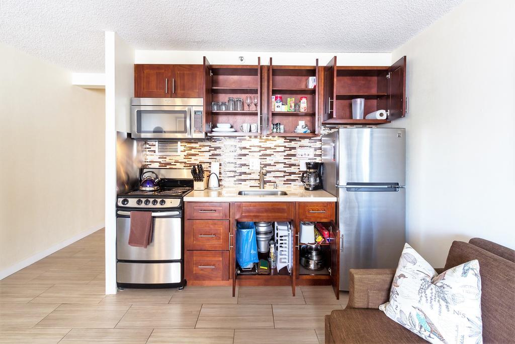 Apartment Waikiki Place At The Marine Surf Waikiki *
