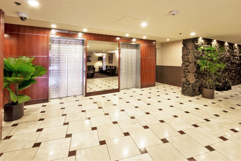 Apartment Waikiki Place At The Marine Surf Waikiki *