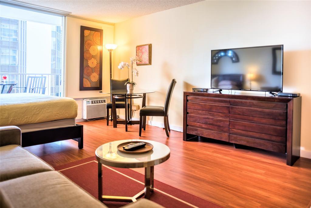 Apartment Waikiki Place At The Marine Surf Waikiki