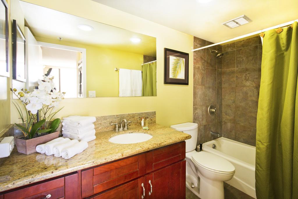 Waikiki Sunset Mountain View Near With Parking Apartment *