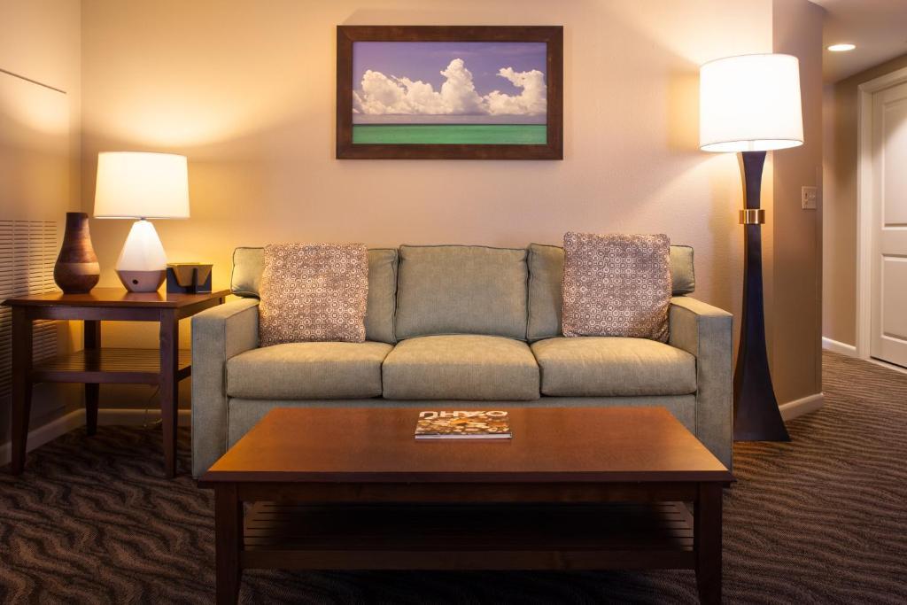 Club Wyndham At Waikiki Beach Walk Hotel Honolulu
