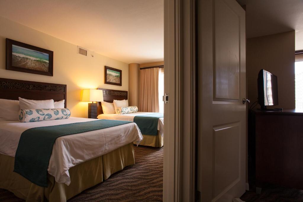 Hotel Club Wyndham At Waikiki Beach Walk Honolulu