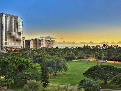 Ocean And City View Vacation At Luana Waikiki *
