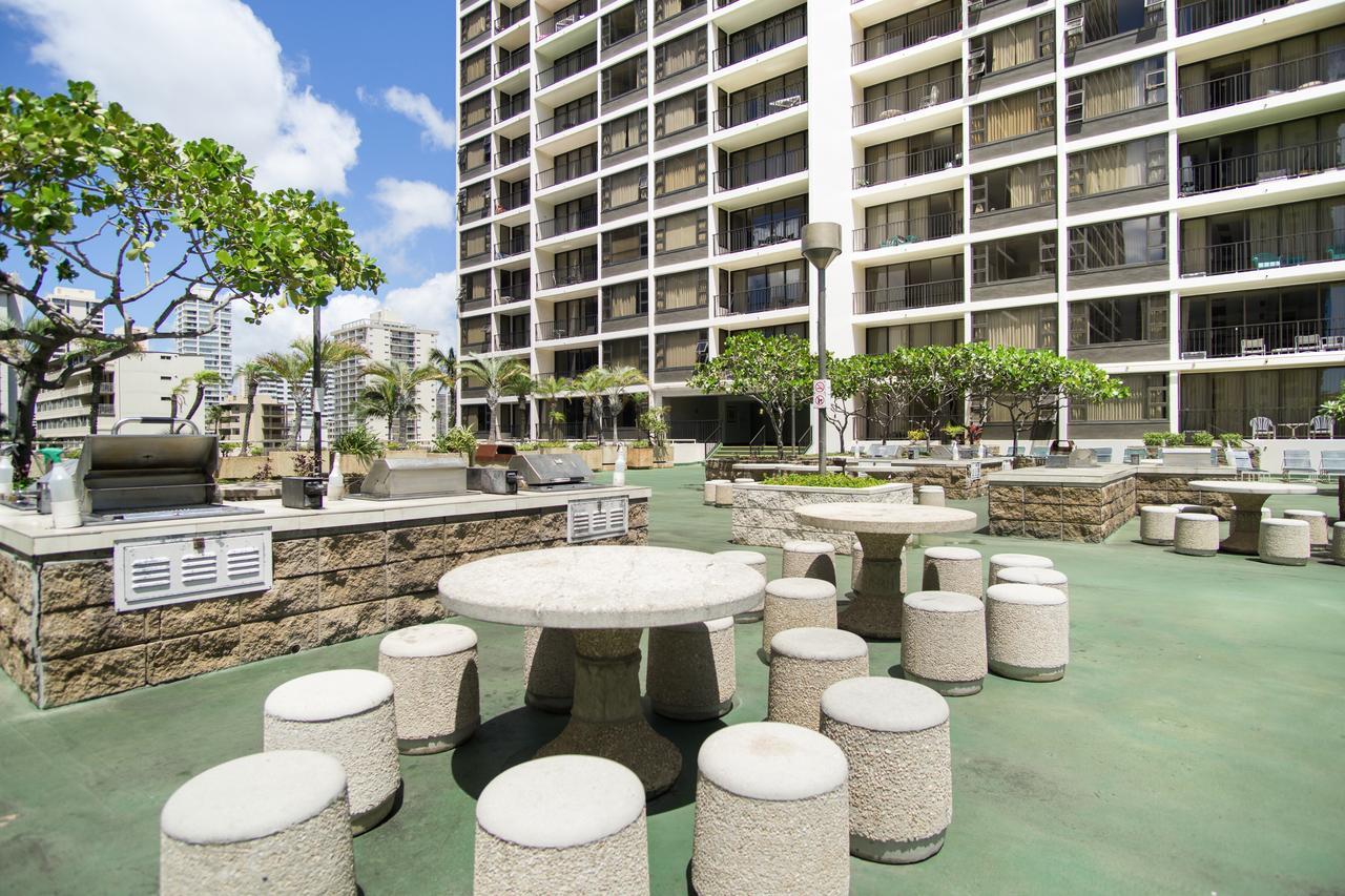 Apartment Manta Ray At The Waikiki Banyan