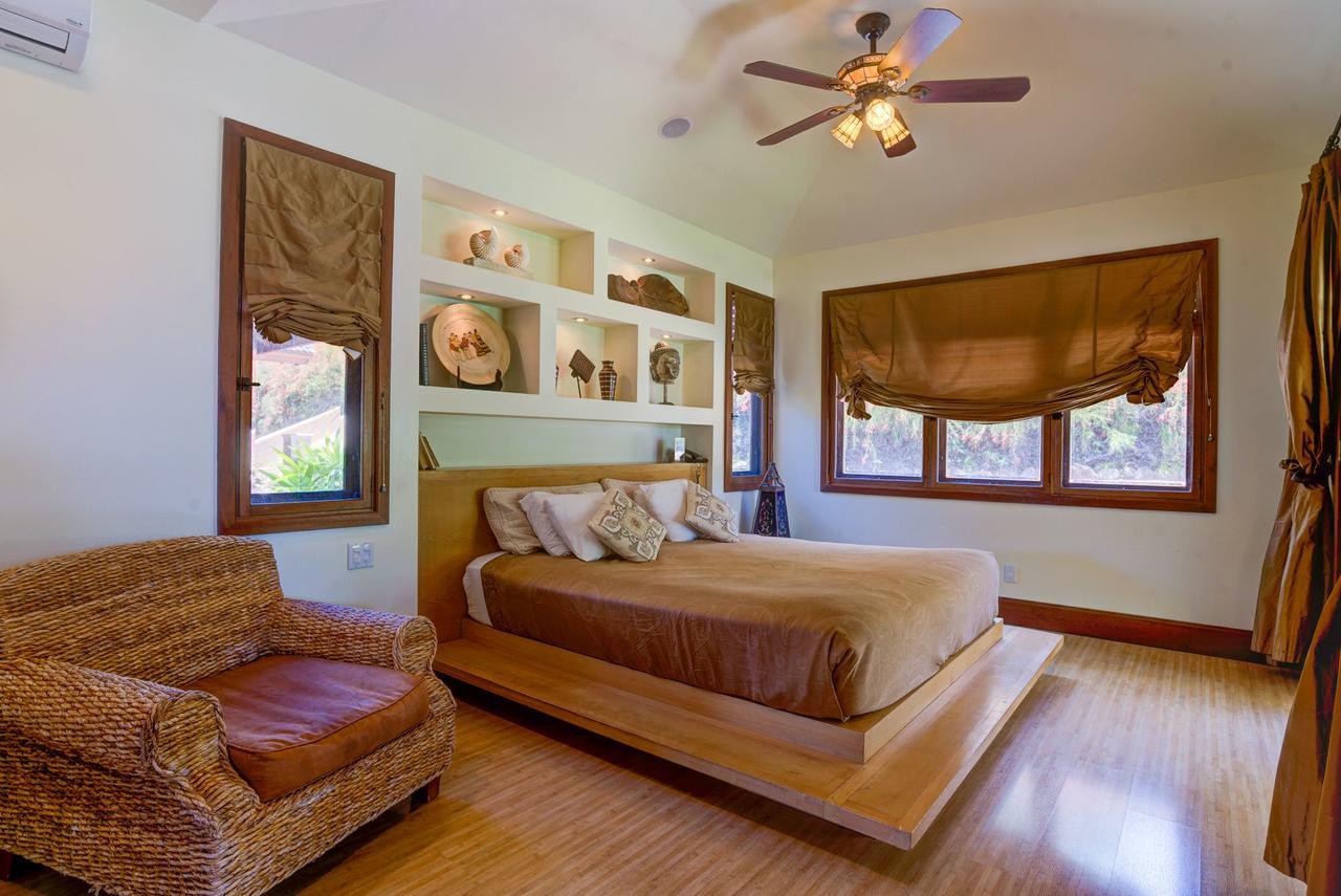 Ho'oilo House Bed & Breakfast Launiupoko