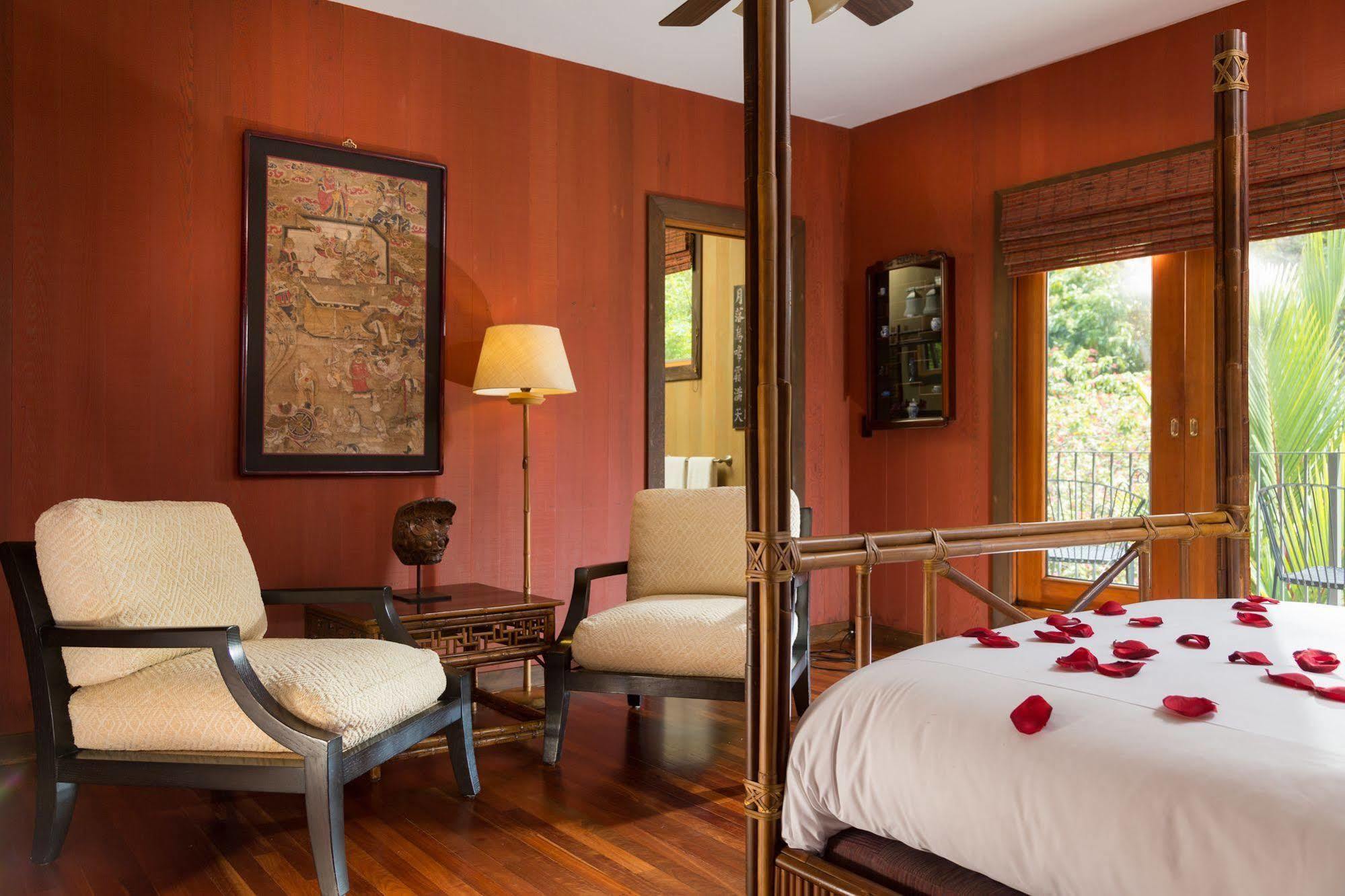 Inn Holualoa Inn Holualoa