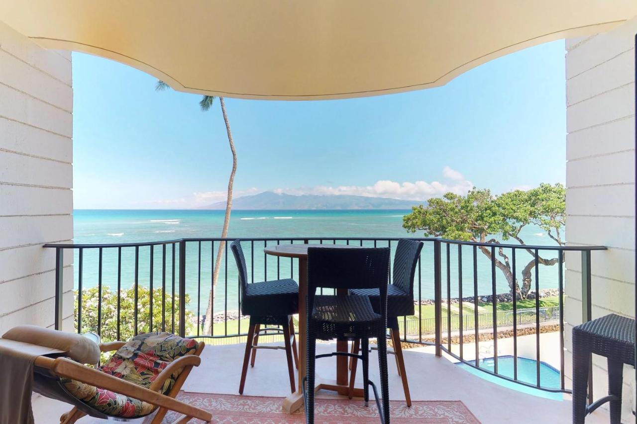 Reef Oceanfront * Kahana