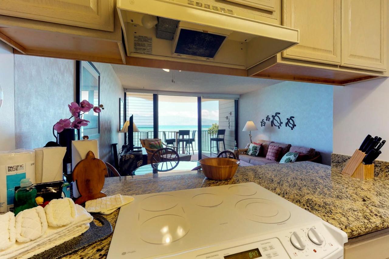 Reef Oceanfront Apartment *