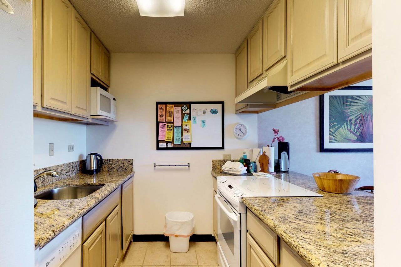 Reef Oceanfront Apartment *