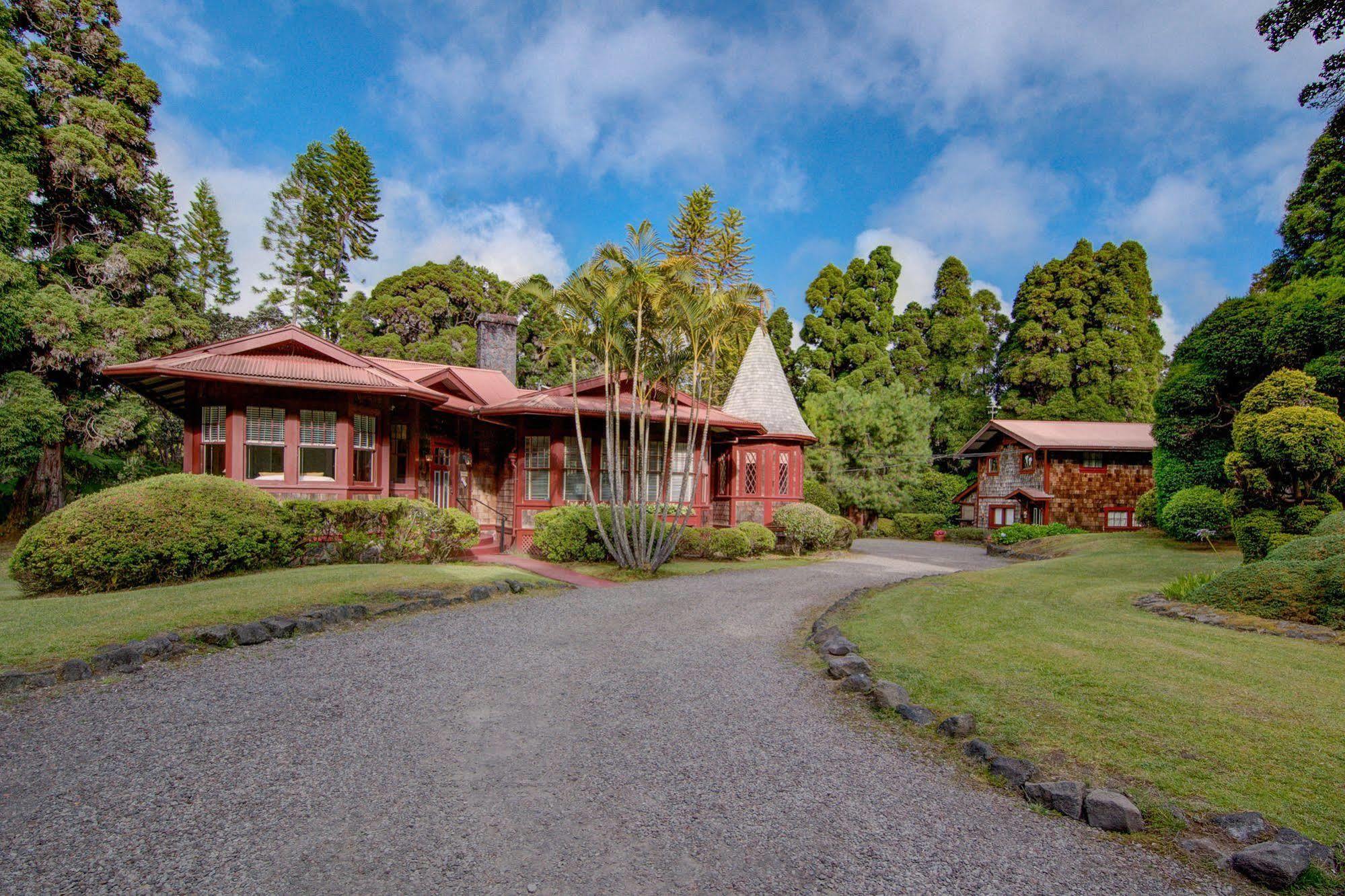 Bed & Breakfast Volcano Village Estates 3*