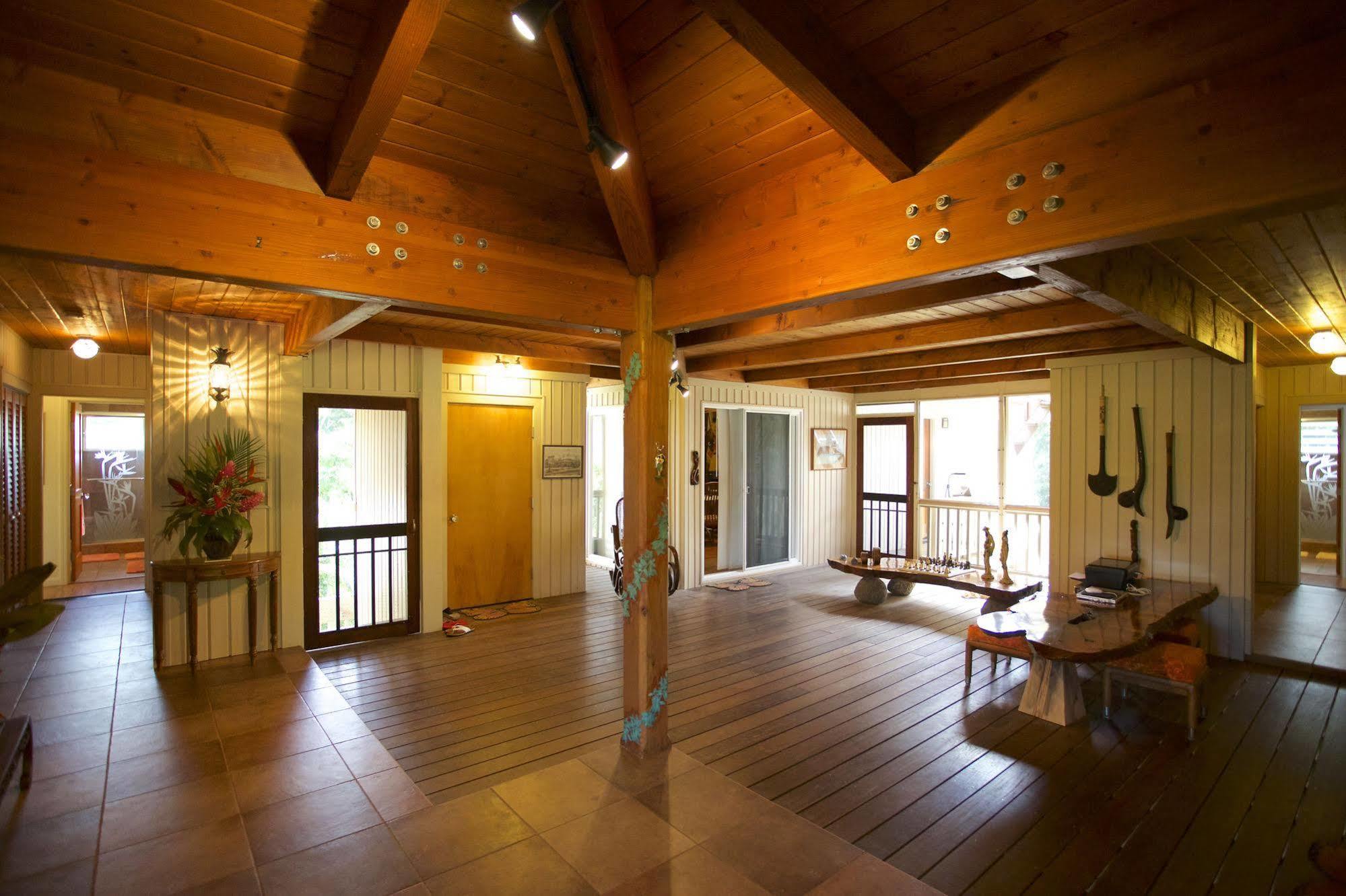 Hale Ho'o Maha Bed & Breakfast