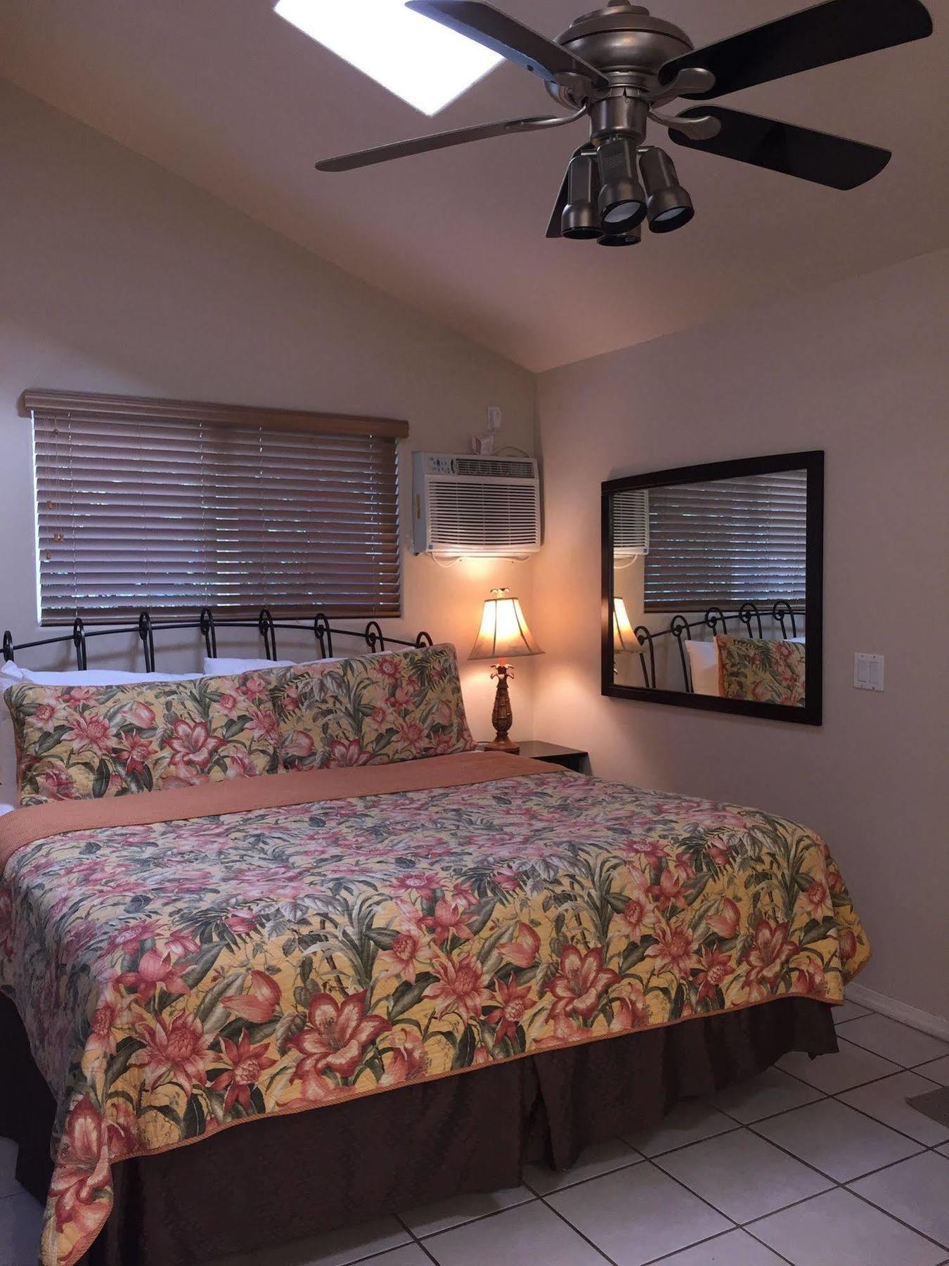 Inn Garden Gate Inn Lahaina