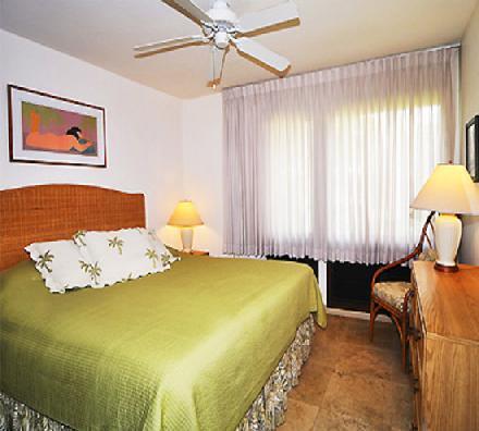 Resort Poipu Kai 4*