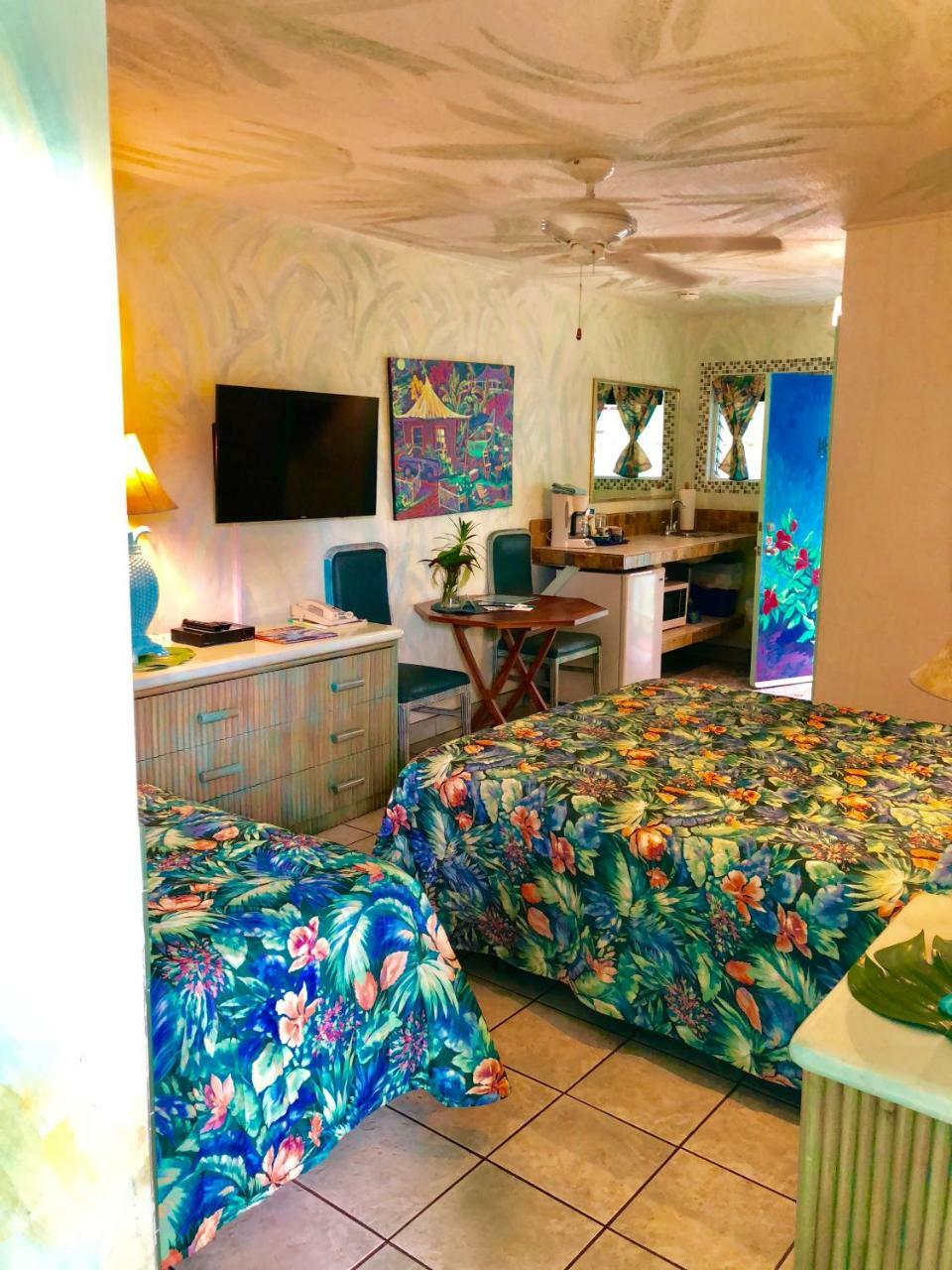 Garden Island Hotel