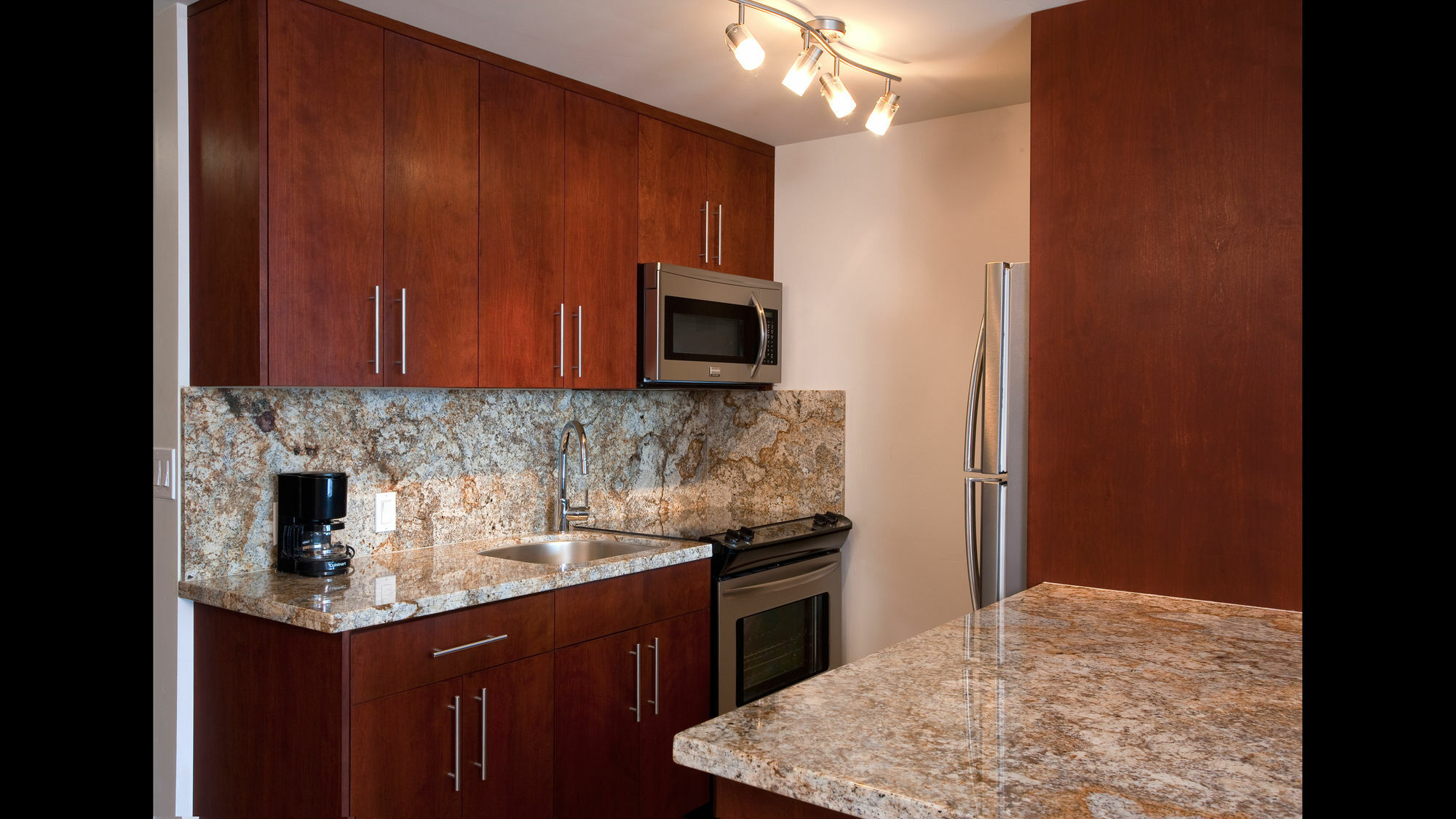 Shores Apartment
