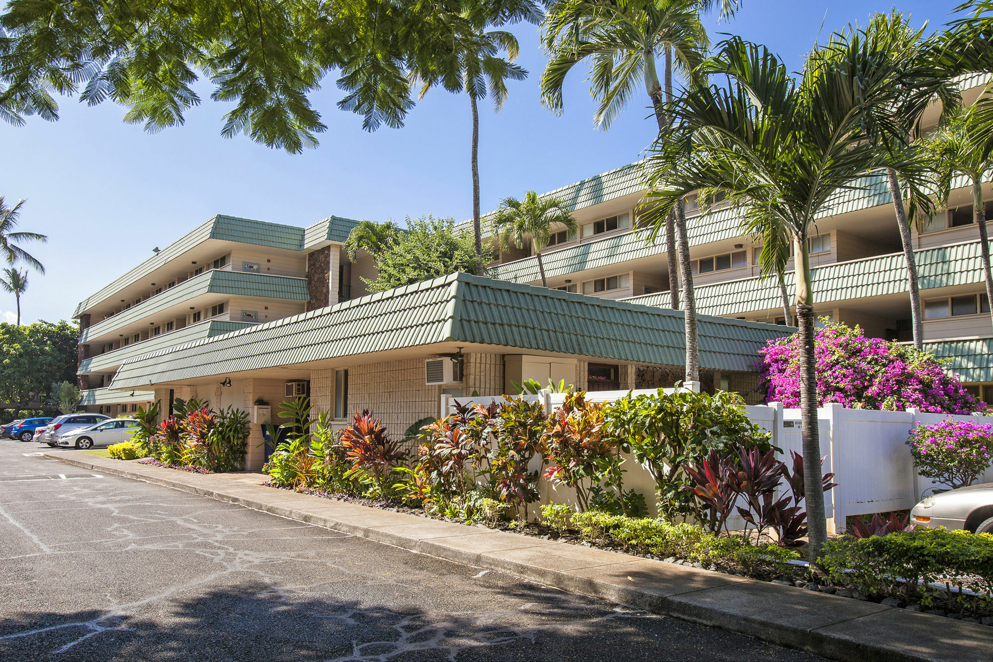 Kahana Reef By Maui And Aparthotel 3*