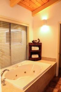 Hale Hualalai Bed & Breakfast