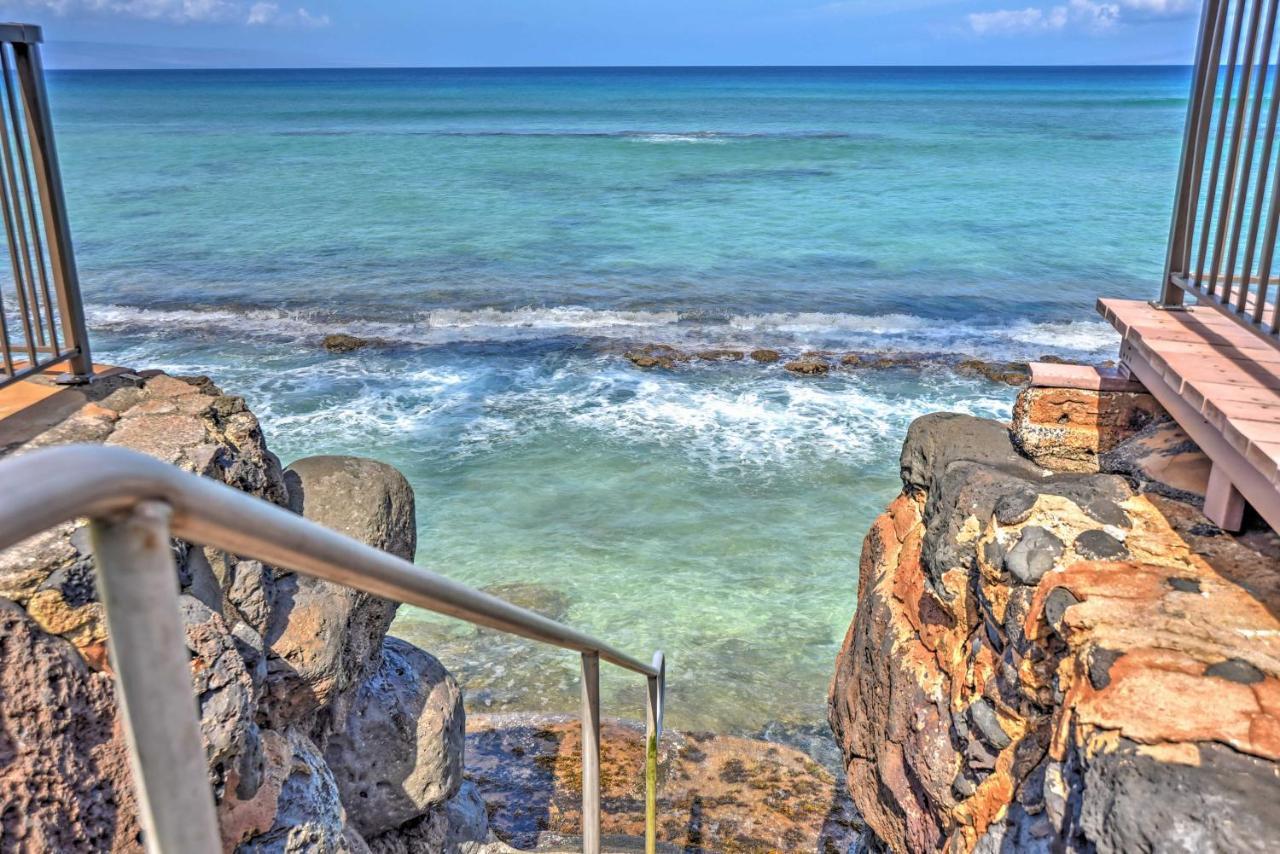 Oceanfront Lahaina With Balcony And Pool Access!