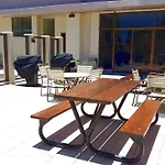 Waikiki Kuhio 1-Bedrm Apt, Ocean View, Free Parking & Wifi