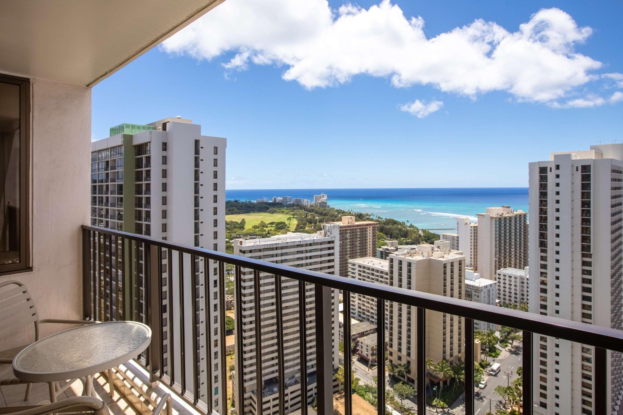 Aston At The Waikiki Banyan Aparthotel Honolulu