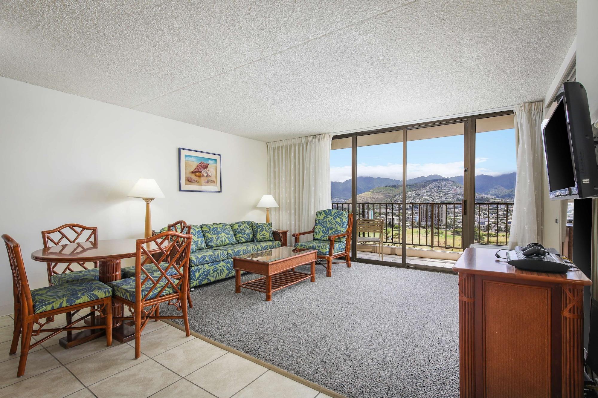 Aston At The Waikiki Banyan Aparthotel 3*