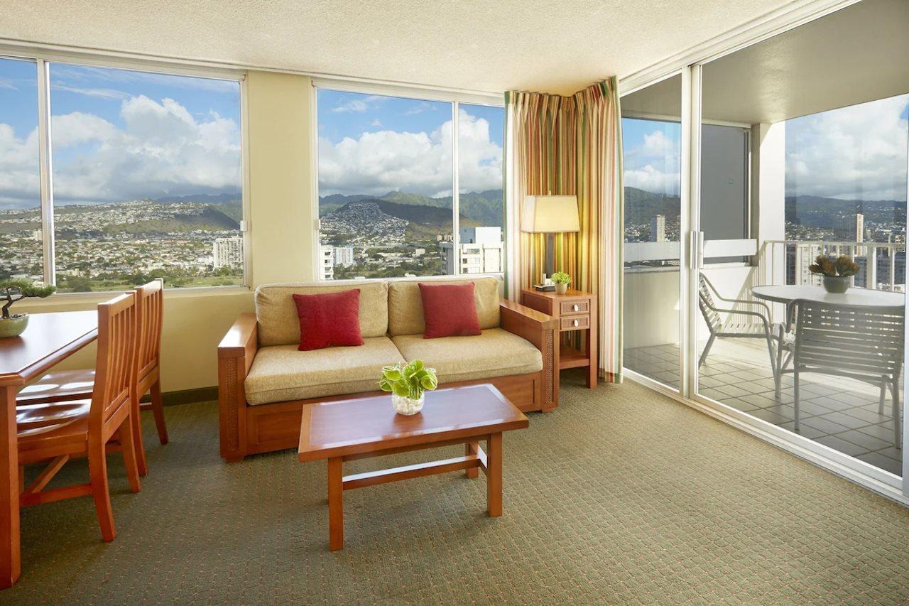 Pacific Monarch Hotel Honolulu