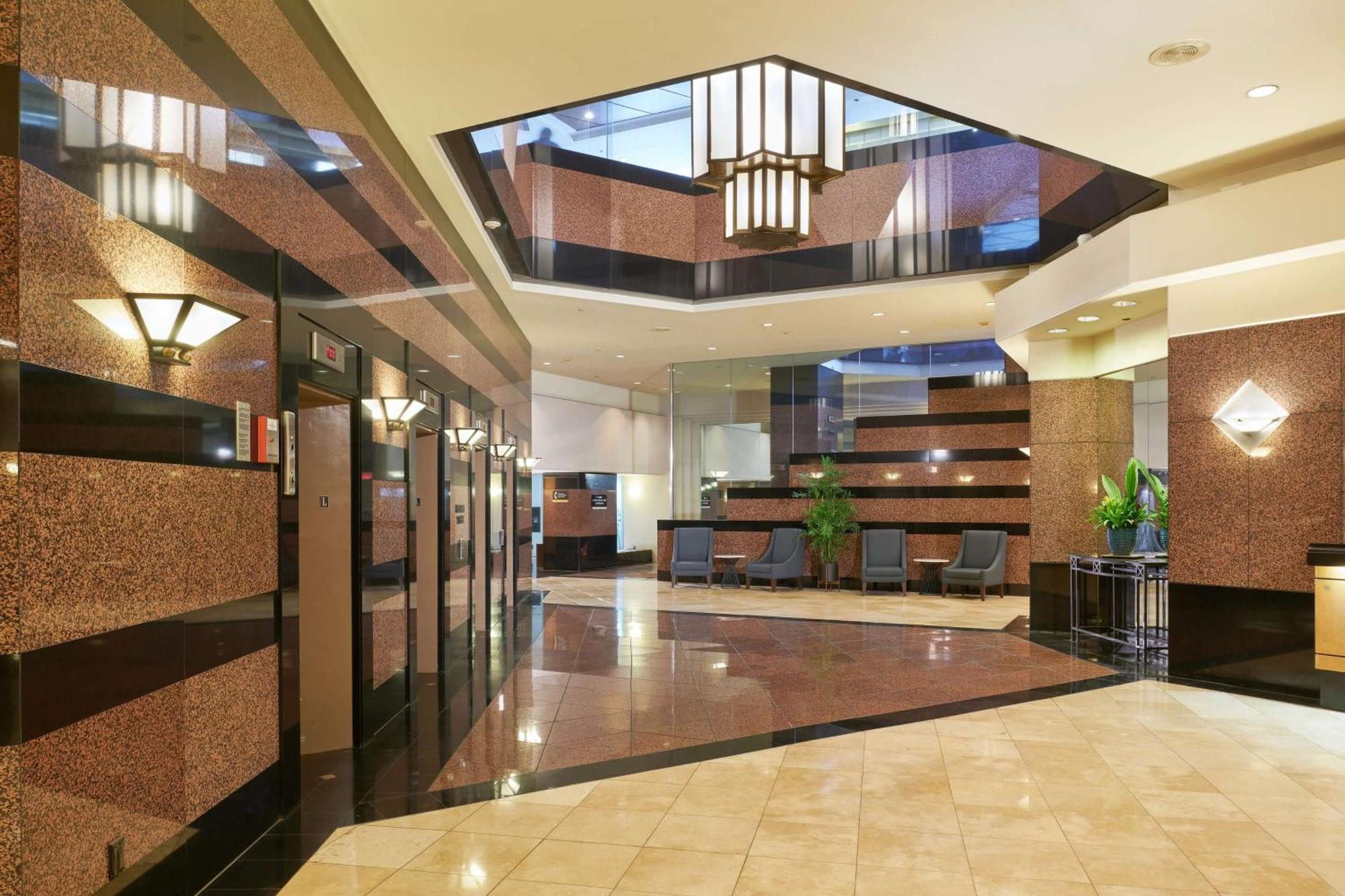 Aparthotel Aston At The Executive Centre