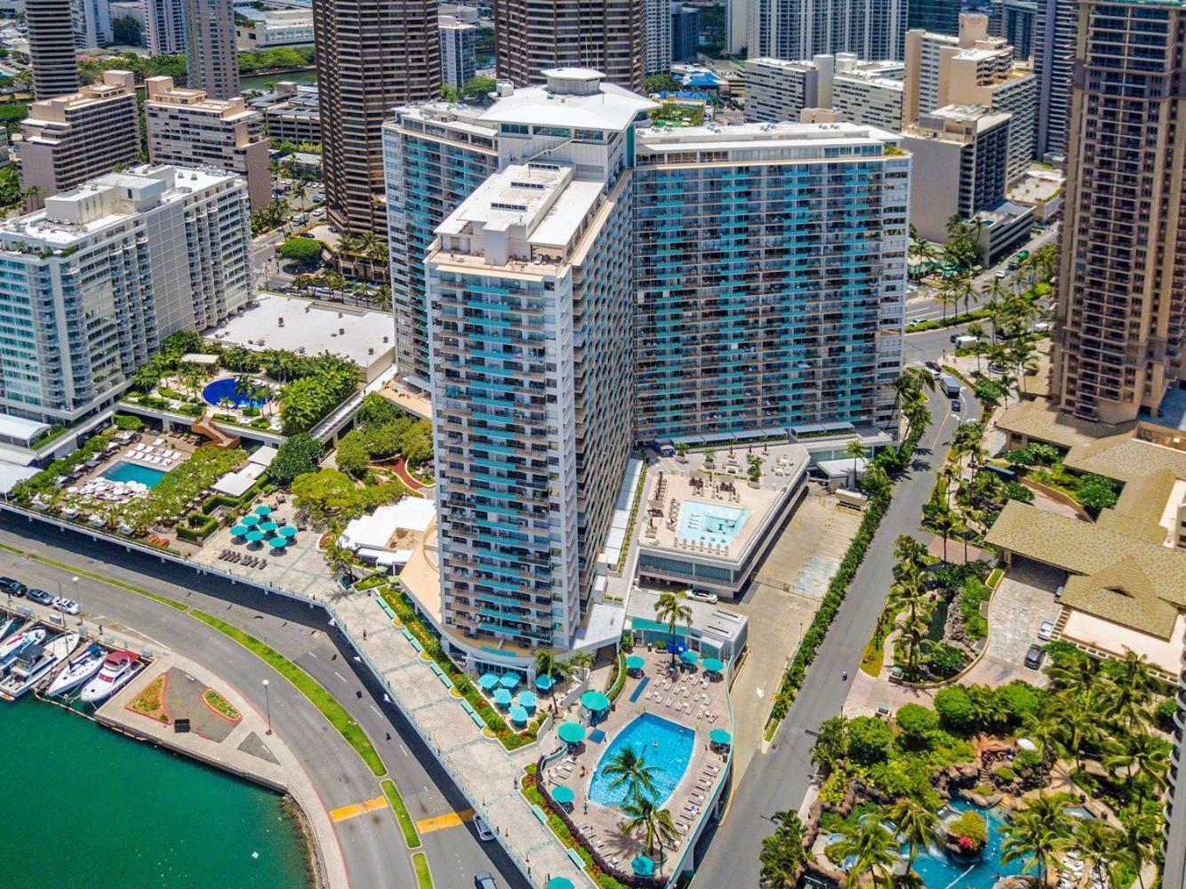 Ilikai Tower 1340 Lagoon View 1br