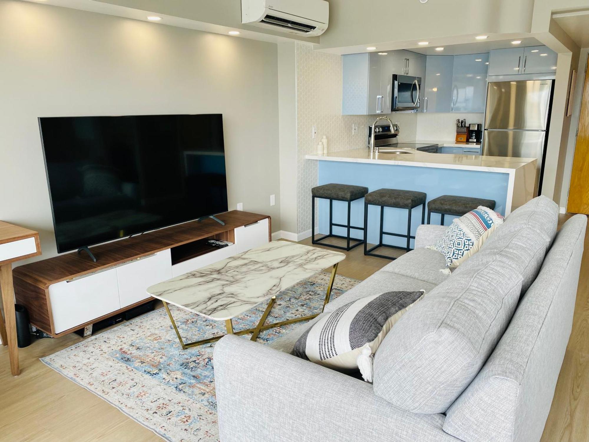 Panoramic Oceanview - Full Kitchen In Each Room, 2 Swimming Pools, Onsite Restaurants, Fireworks Every Friday Apartment *