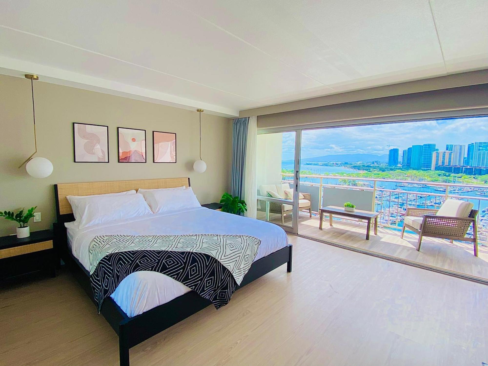 Panoramic Oceanview - Full Kitchen In Each Room, 2 Swimming Pools, Onsite Restaurants, Fireworks Every Friday * Honolulu