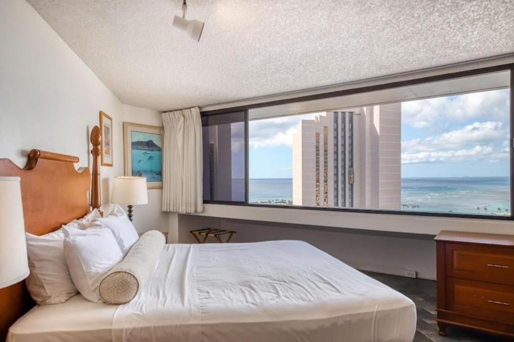 Hotel Marina Tower Waikiki Honolulu