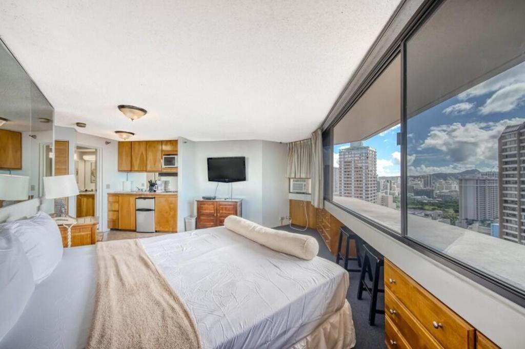 Hotel Marina Tower Waikiki 2*