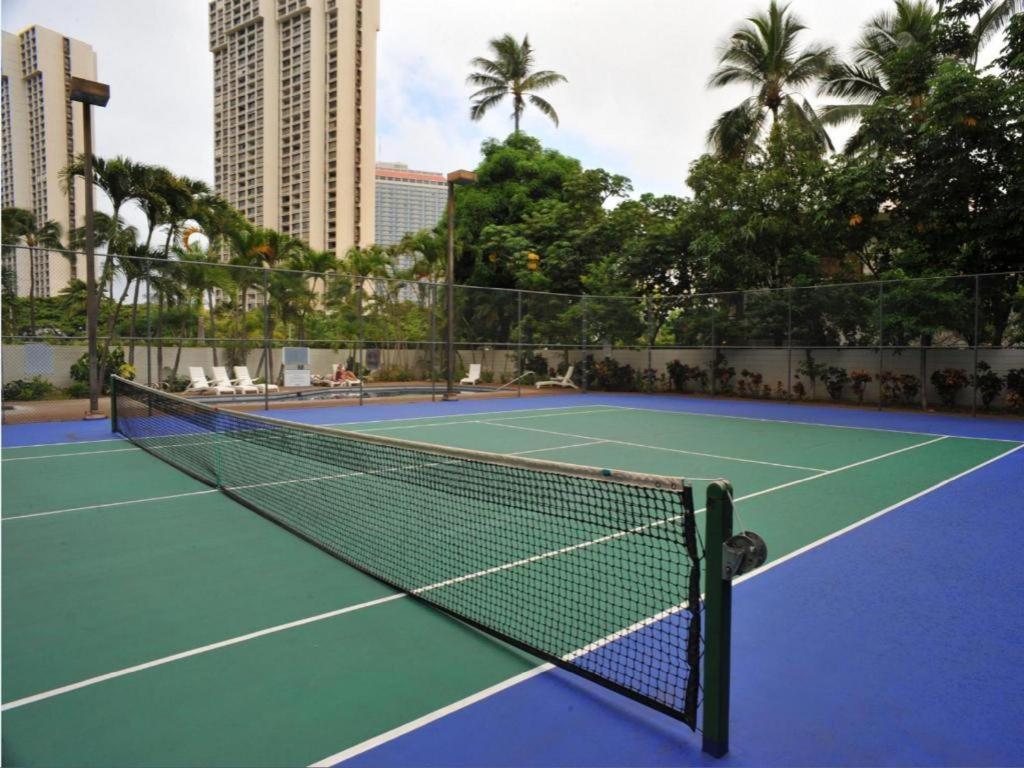 Hotel Marina Tower Waikiki Honolulu