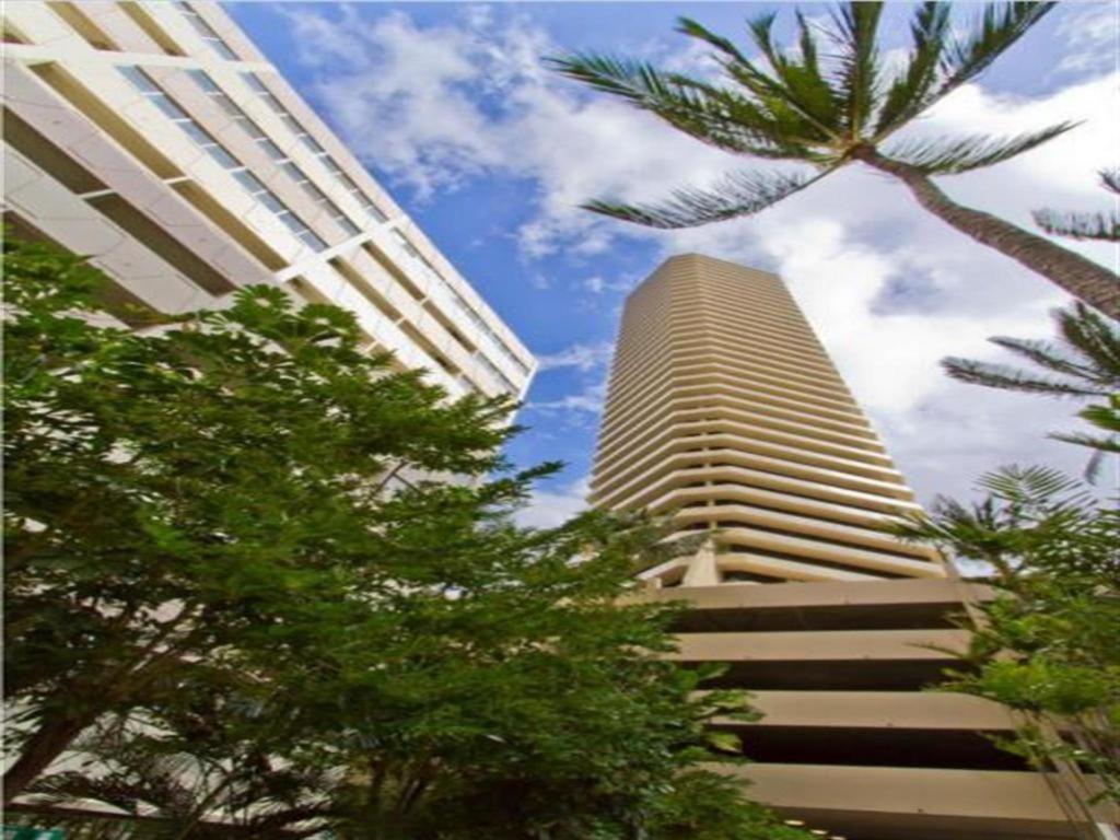 Marina Tower Waikiki Hotel