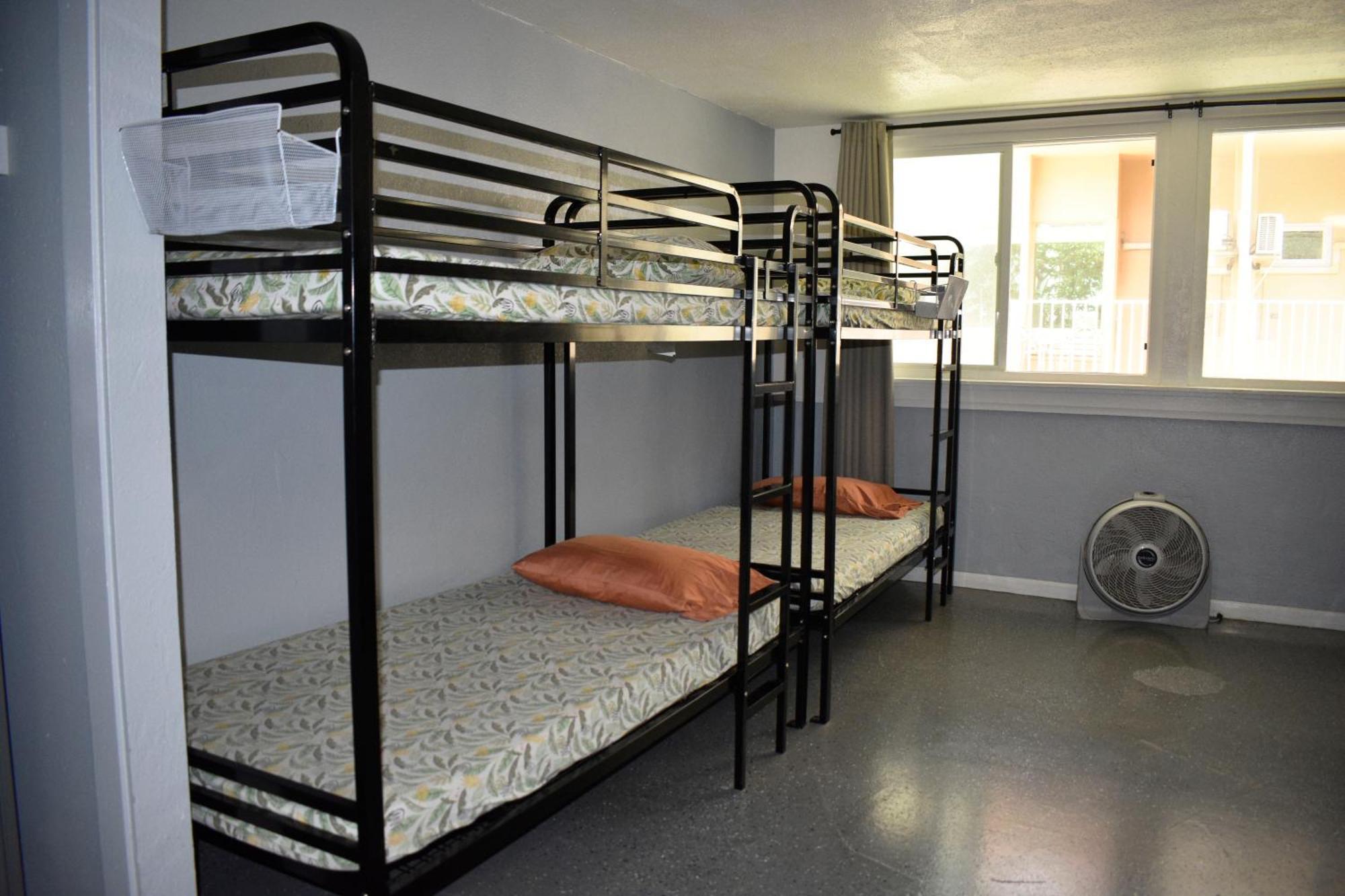 Polynesian Club Hostel Honolulu