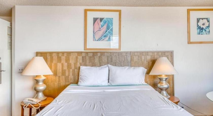 Marina Tower Waikiki