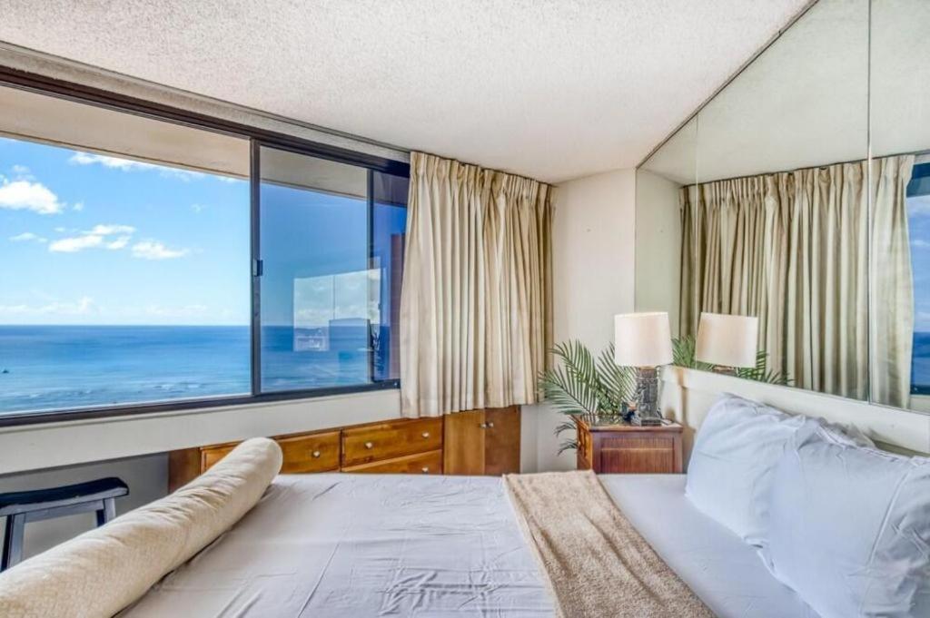 Hotel Marina Tower Waikiki Honolulu
