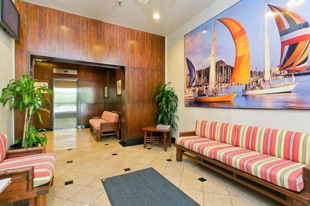 Marina Tower Waikiki Hotel