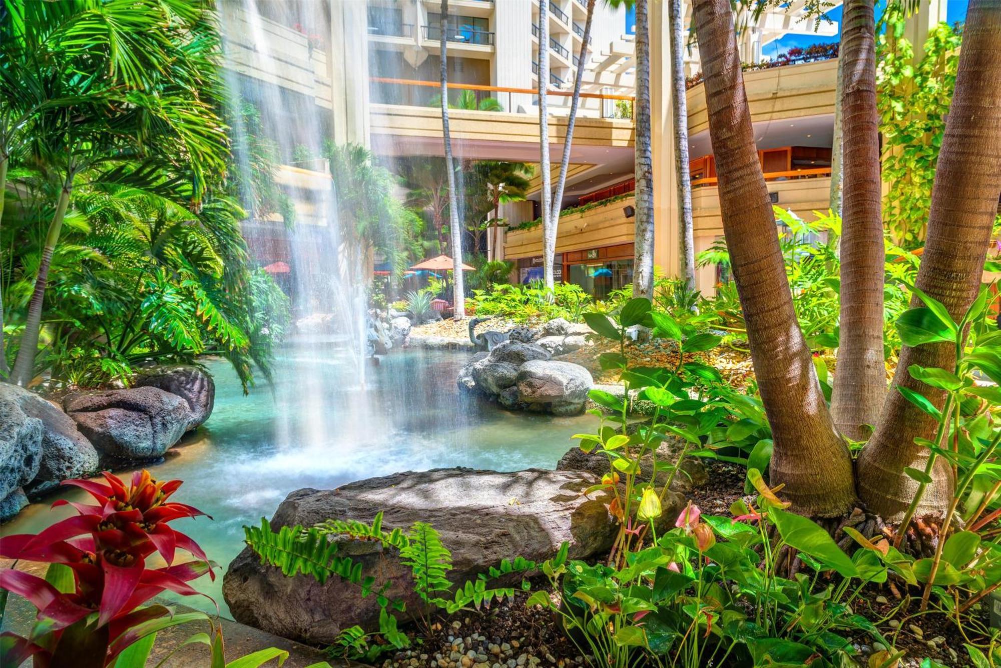 Resort Hyatt Regency Waikiki & 4*
