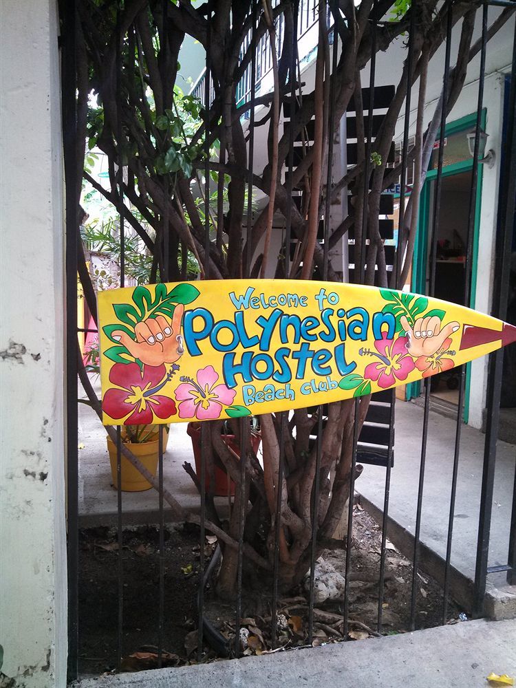 Polynesian Club Hostel *