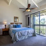 Fantastic Location On The Golf Course Near The Beach