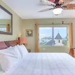 Kailua Village Resort 605