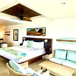 Kona Tiki Hotel