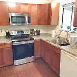 Peaceful, Private Master Bedroom With Own Bath Near Hilo, With Ac!