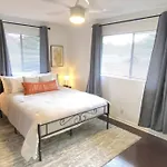 Peaceful, Private Master Bedroom With Own Bath Near Hilo, With Ac!