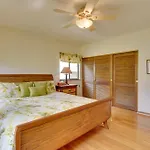 Kailua-Kona Condo With Resort Access And Ocean View!