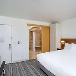 Grand Naniloa Hotel, A Doubletree By Hilton